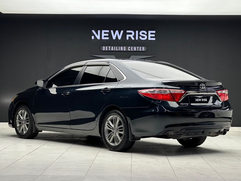 Toyota Camry: 2016 г., 2.5 л, Автомат, Бензин, Седан: фото 3
