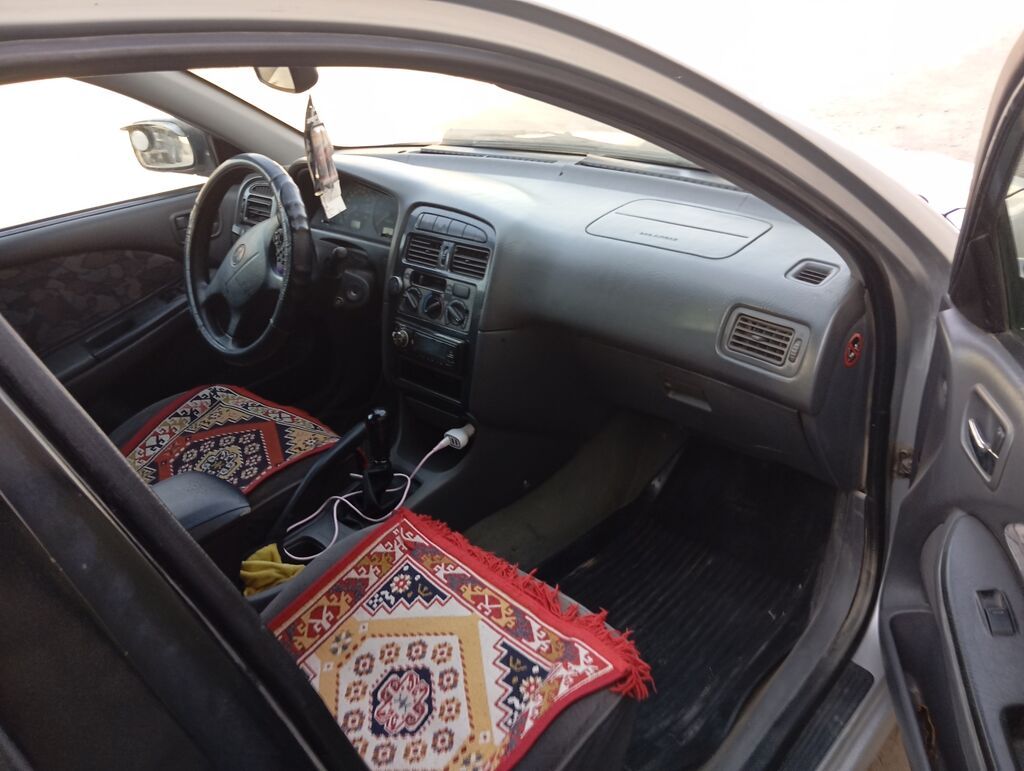 Toyota Avensis: 1999 г., 1.8 л, Механика, Бензин, Седан: фото 7