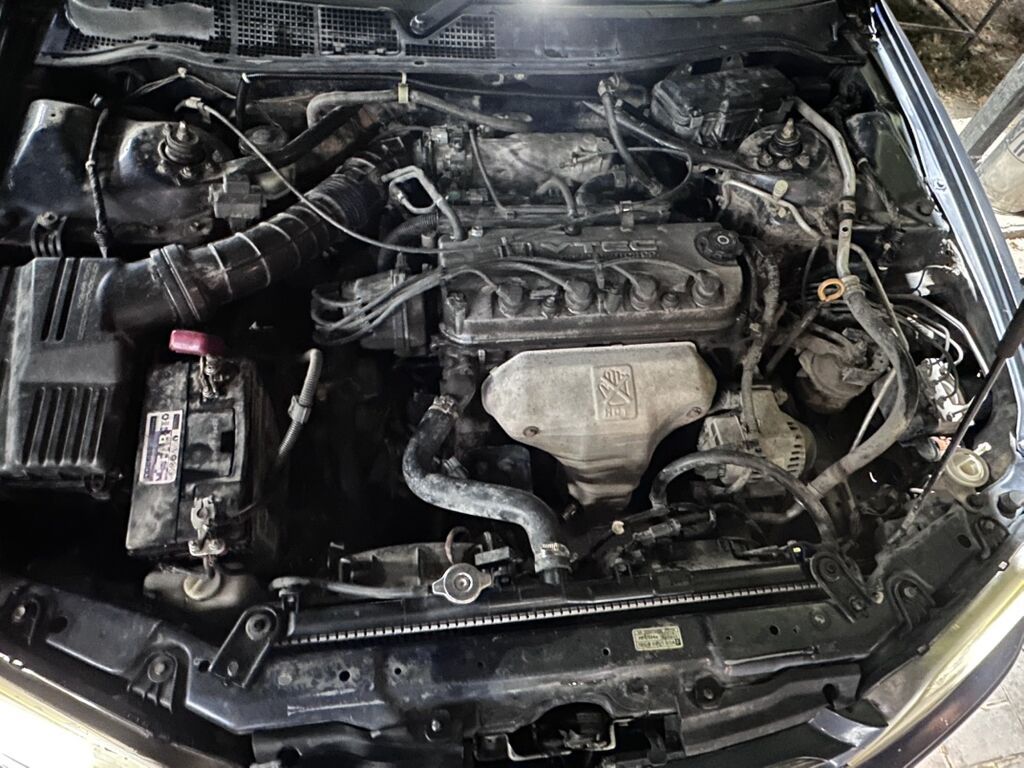 Honda Domani: 2001 г., 1.8 л, Механика, Бензин, Седан: фото 8