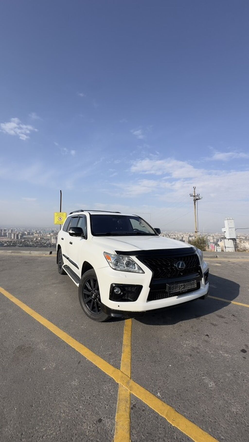 Lexus LX: 2011 г., 5.7 л, Газ, Внедорожник: фото 2