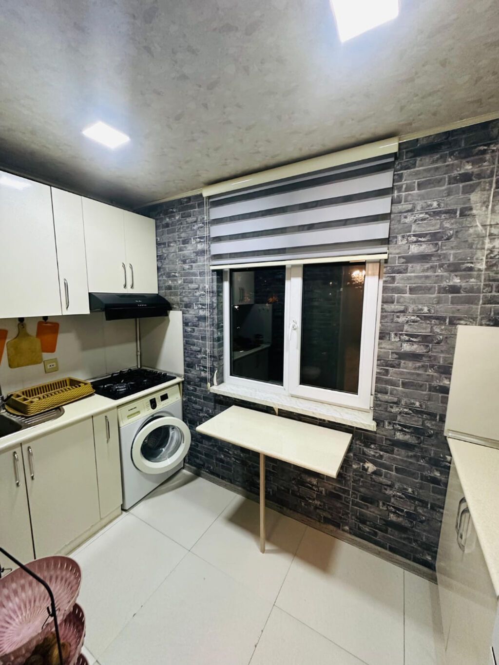 Qara Qarayevdə 2 otaqlı köhnə tikili mənzil kirayə verilir, 55 m², 700 AZN/ay, şəkil 3 / 6
