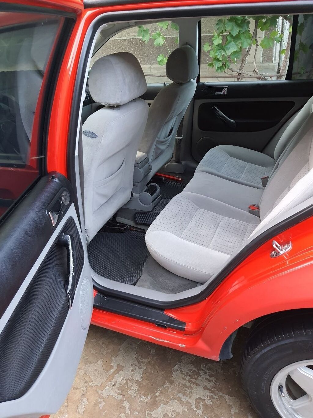 Volkswagen Golf: 1998 г., 1.6 л, Автомат, Бензин: фото 7