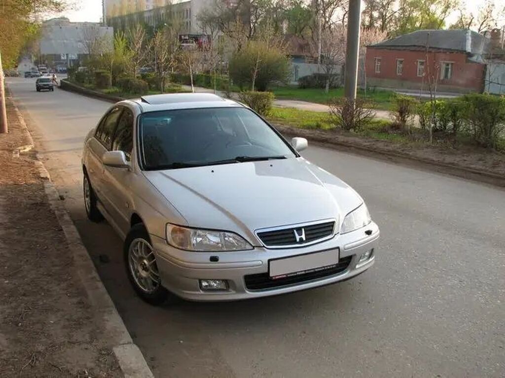 Honda Accord седан (6-е поколение, рестайлинг, ориентировочно: фото 2