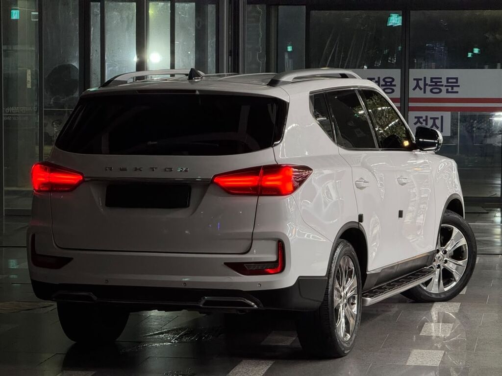 Ssangyong Rexton: 2020 г., 2.2 л, Автомат, Дизель, Внедорожник: фото 4