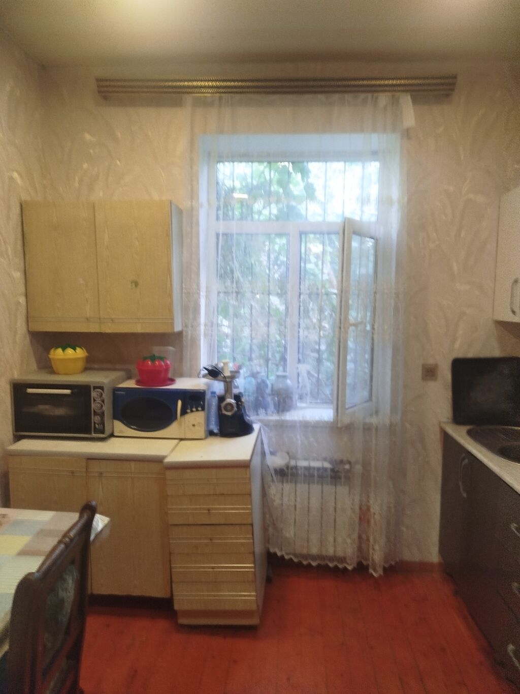 4 otaqlı, 104 kv. m, Kredit yoxdur, Orta təmir