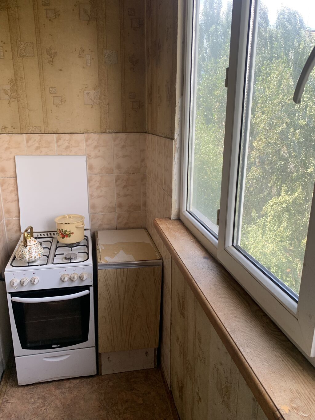 2 комнаты, 63 м², 12 мкр 106 серия, 6 этаж, Старый ремонт: фото 3