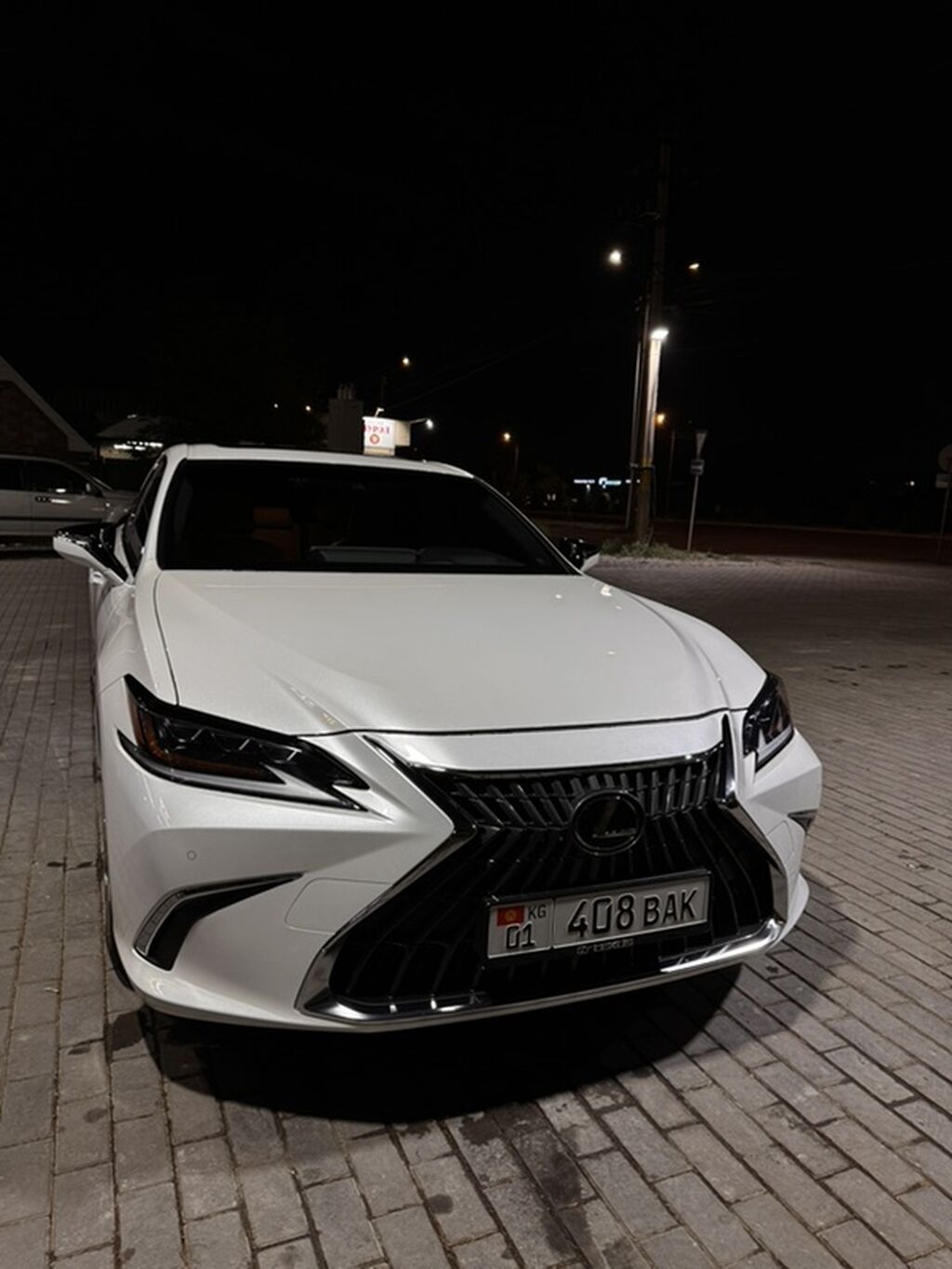 Lexus ES: 2022 г., 2.5 л, Автомат, Гибрид, Седан: фото 2