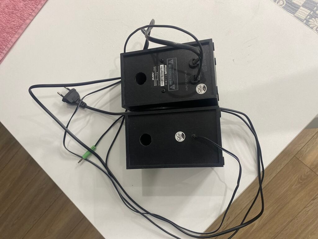 SVEN SPS-606 Выходная мощность (RMS), Вт 6 (2 × 3) Частотный — фото 2