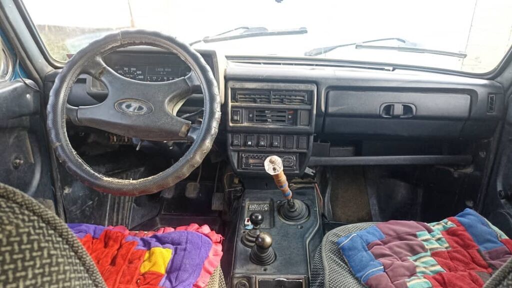 ВАЗ (ЛАДА) 4x4 Нива: 2001 г., 1.7 л, Механика, Бензин, Внедорожник: фото 4