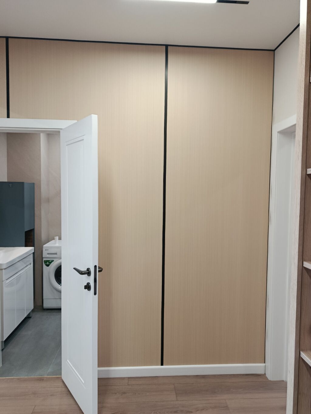 3 комнаты, 84 м², 7 мкр 10 этаж: фото 4