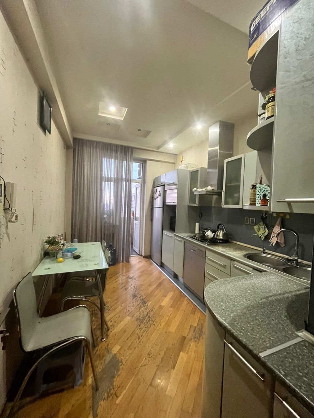 3 otaqlı, Yeni tikili, 95 kv. m