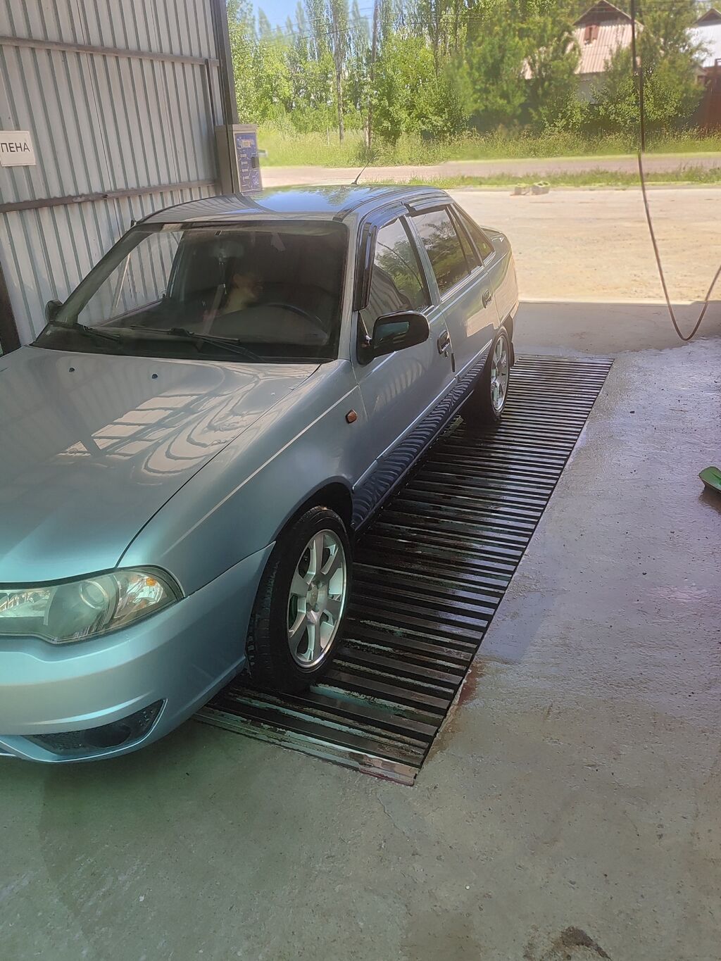 Daewoo Nexia: 2012 г., 1.5 л, Механика, Бензин, Седан: фото 3