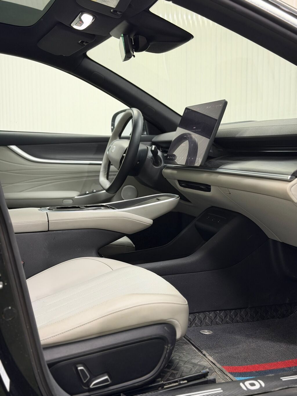 Changan : 2024 г., 0.1 л, Электромобиль, Лифтбек: фото 5