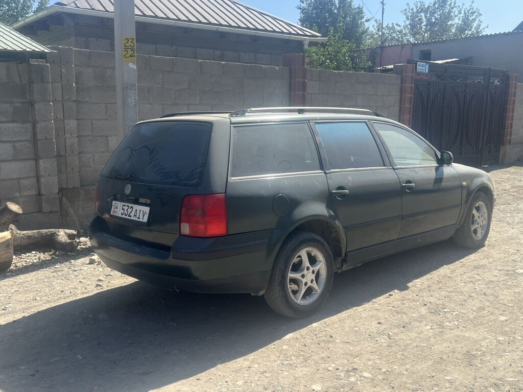 Volkswagen Passat Variant: 1998 г., Механика, Бензин, Универсал: фото 3