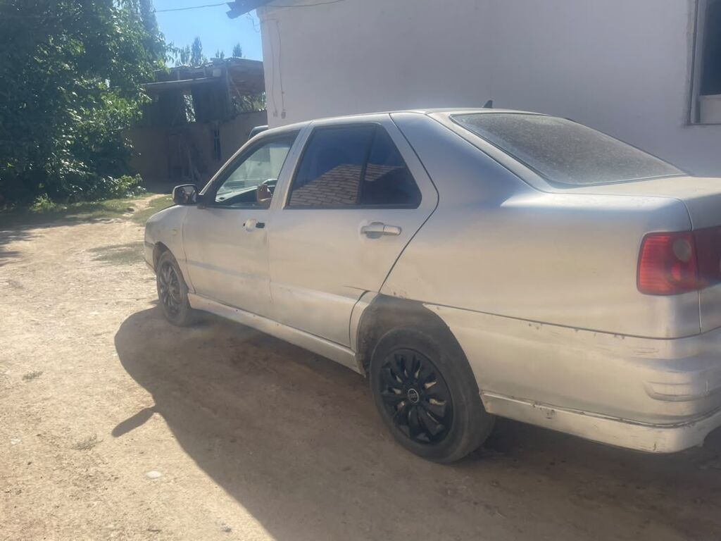 Chery Amulet (A15): 2007 г., 1.8 л, Механика, Бензин, Седан: фото 1