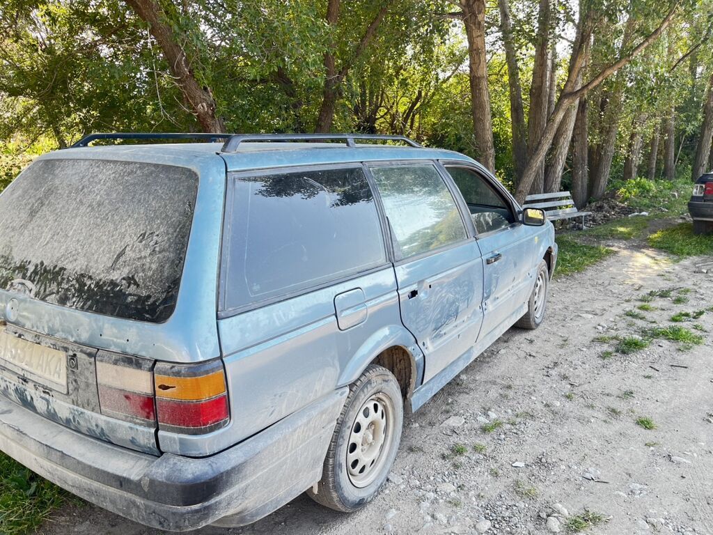 Volkswagen Passat Variant: 1992 г., Механика, Универсал: фото 5