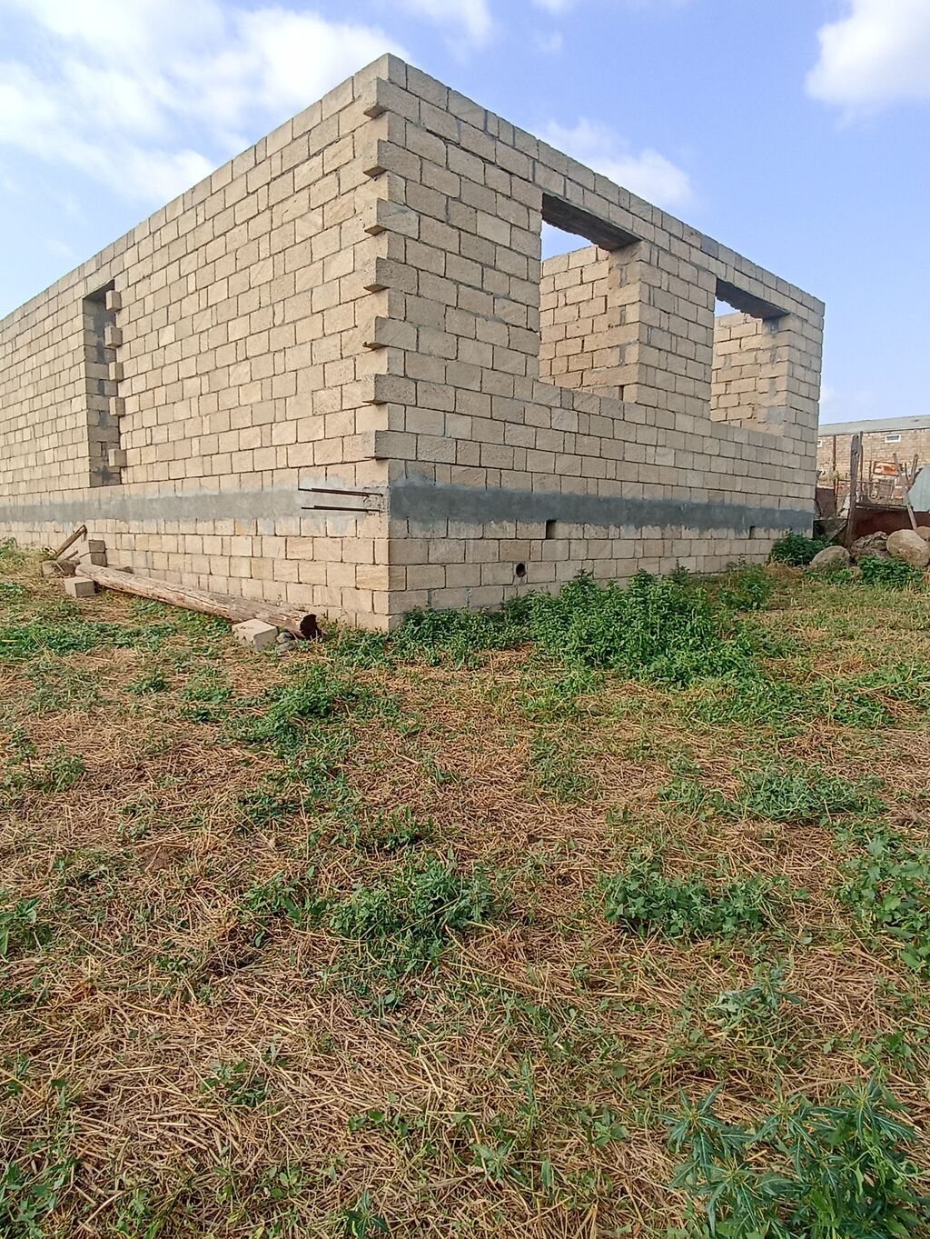 3 otaqlı, 110 kv. m, Kredit yoxdur, Təmirsiz