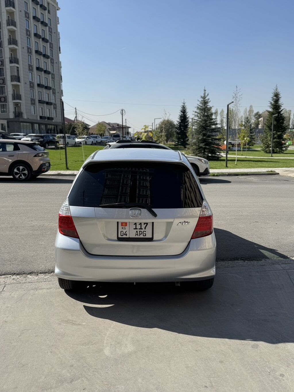 Honda Fit: 2004 г., 1.3 л, Автомат, Бензин, Хэтчбэк: фото 4