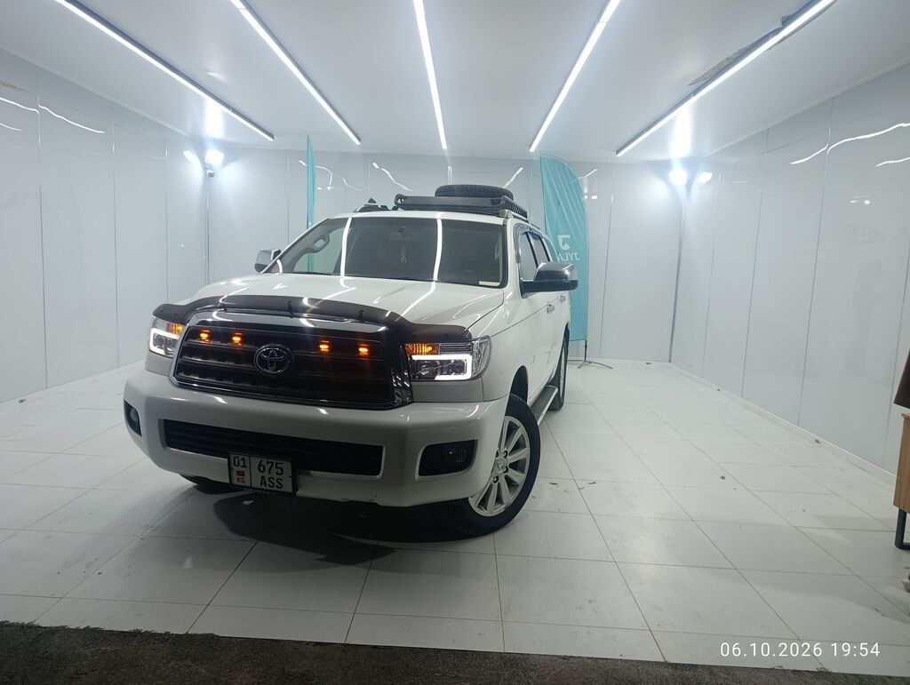 Toyota Sequoia: 2009 г., 5.7 л, Автомат, Бензин, Внедорожник: фото 1