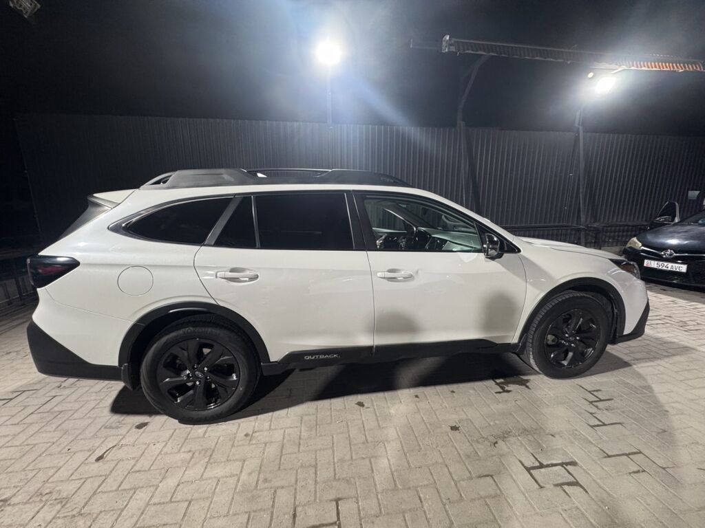 Subaru Outback: 2021 г., 2.4 л, Автомат, Бензин, Универсал: фото 4