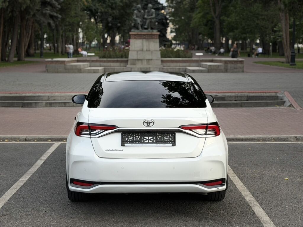 Toyota Corolla: 2019 г., 1.6 л, Автомат, Бензин, Седан: фото 7