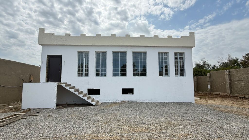 Bakı, 240 kv. m, 6 otaqlı, Kanalizasiya, Kombi, İşıq