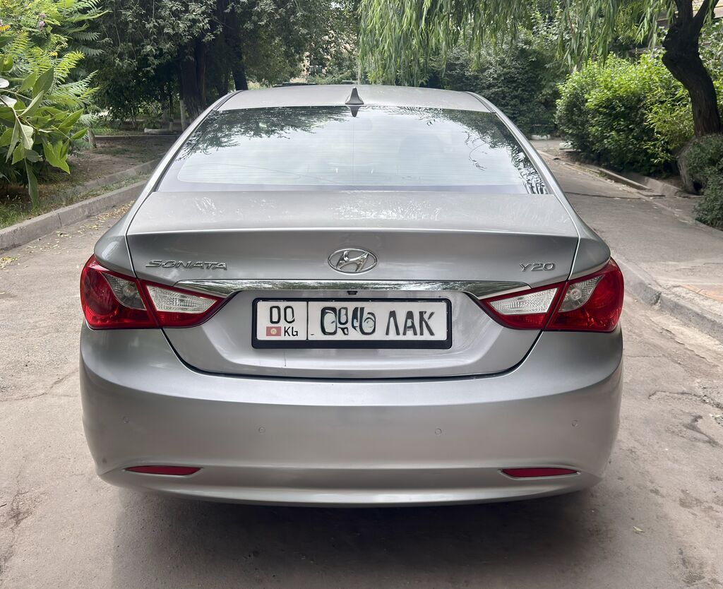 Hyundai Sonata: 2010 г., 4.7 л, Автомат, Бензин, Седан: фото 5