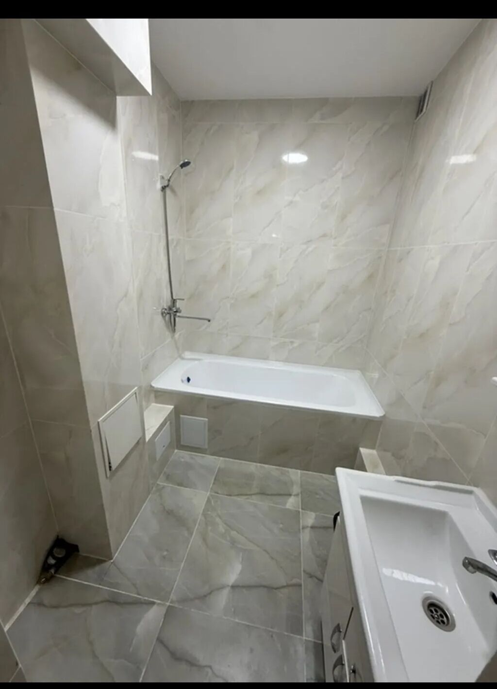 4 комнаты, 96 м², Асанбай мкр 105 серия, 1 этаж, Свежий ремонт: фото 7