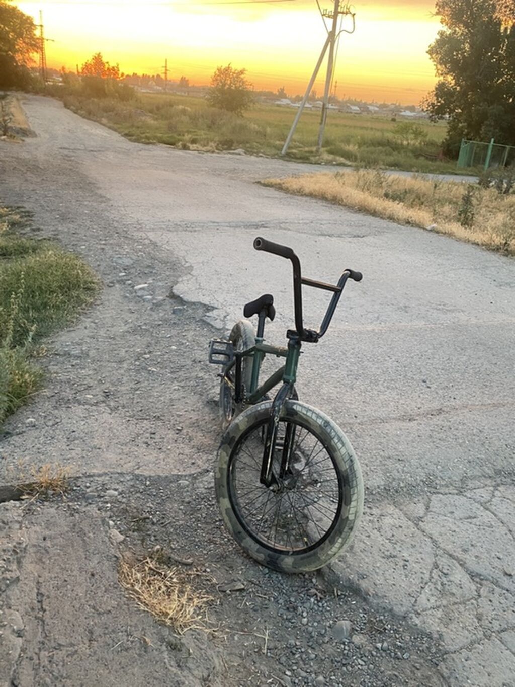 BMX велосипед для стрит/парка Рама-суброза Сальвадор 2022 Руль-кинк: фото 5