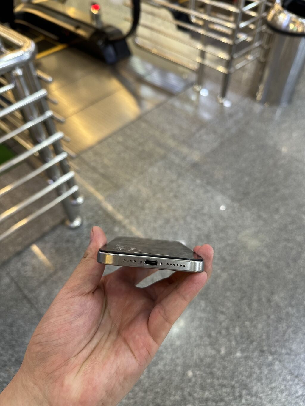 IPhone 15 Pro Max, Б/у, 256 ГБ — фото 7