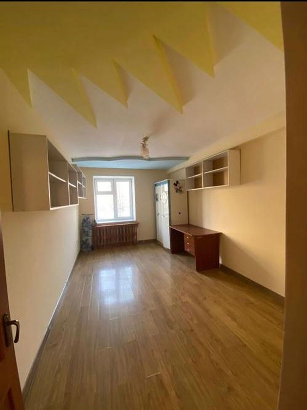 3 комнаты, 104 м², Джал мкр (в т.ч. Верхний, Нижний, Средний) Индивидуалка, 3 этаж, Косметический ремонт: фото 4