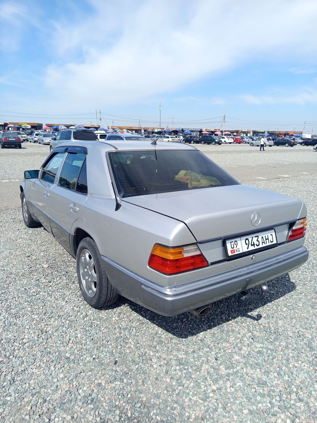 Mercedes-Benz W124: 1993 г., 2 л, Механика, Газ, Седан: фото 2