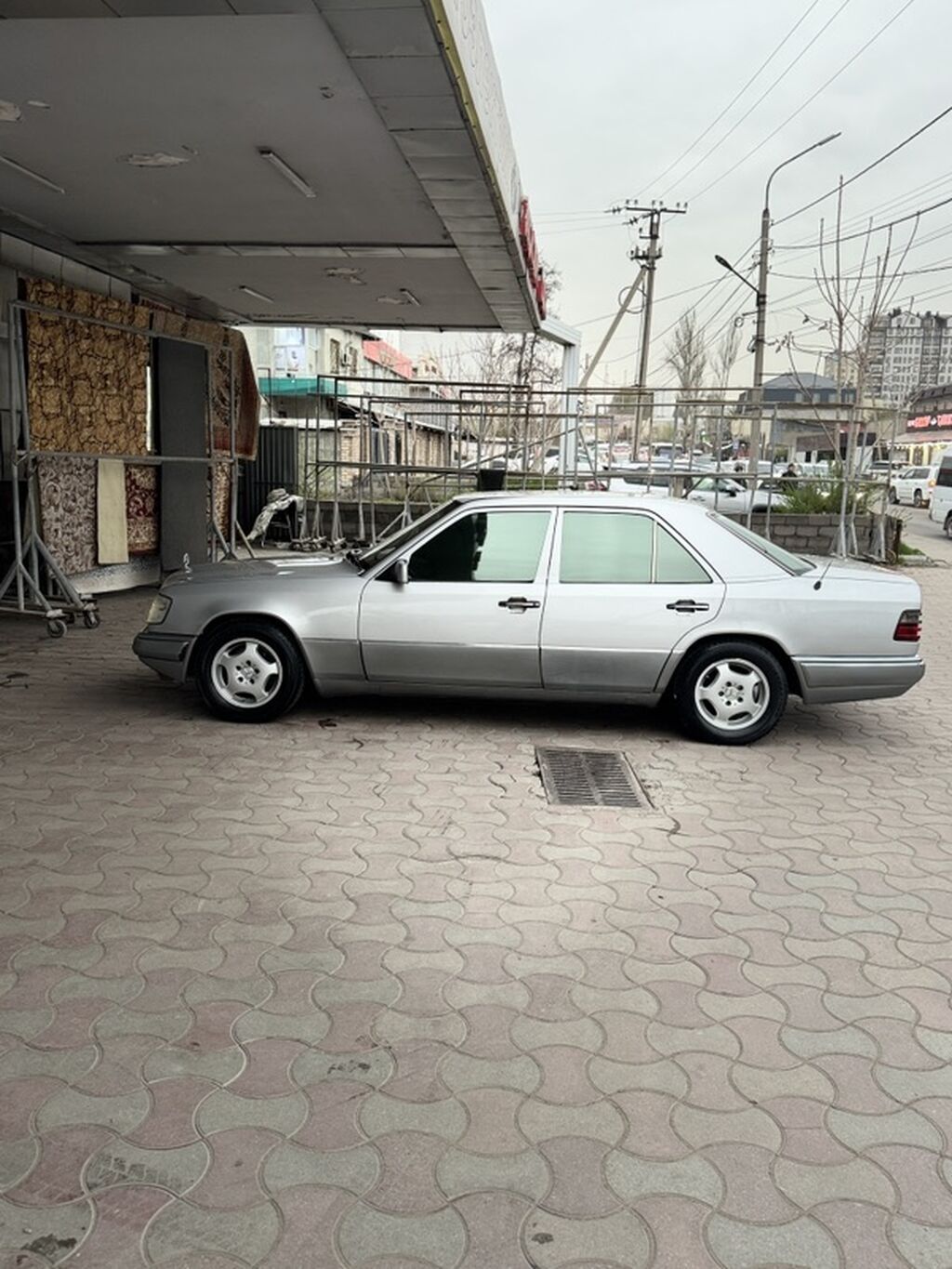 Mercedes-Benz W124: 1994 г., 2.2 л, Автомат, Бензин, Седан: фото 3
