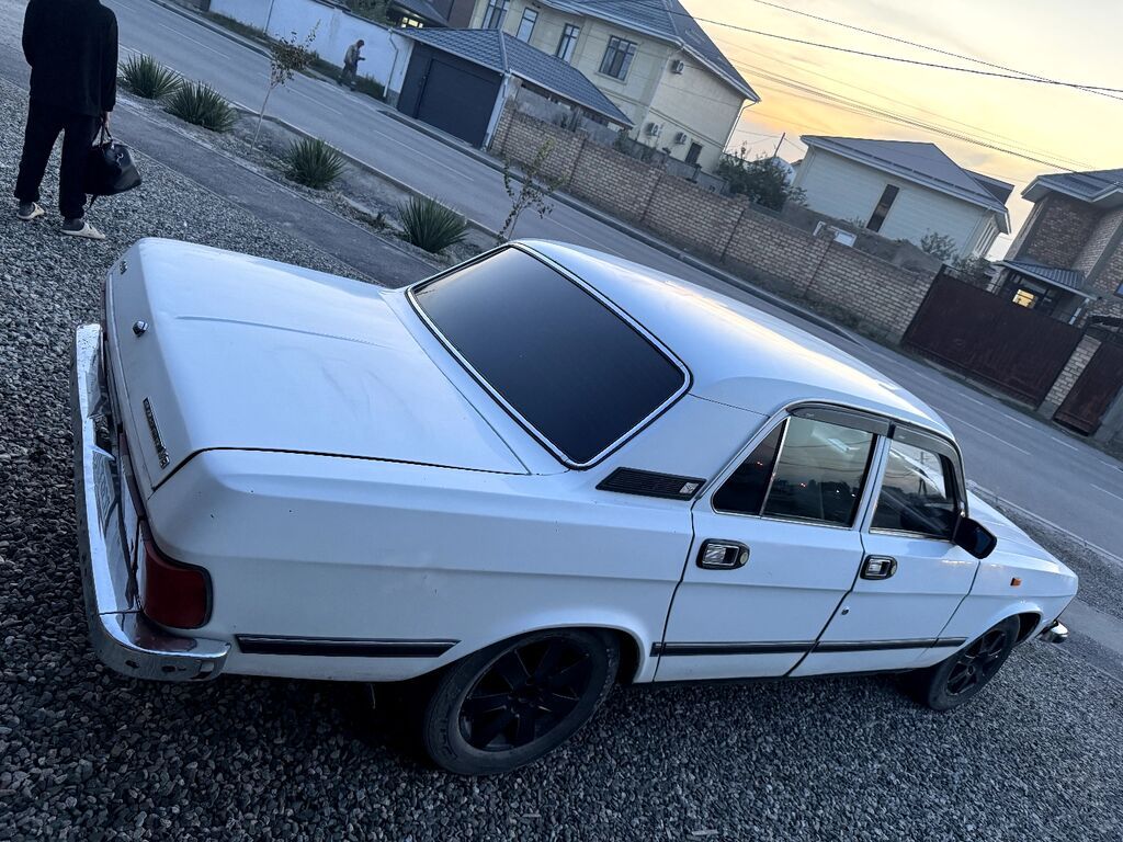 ГАЗ 3102 Volga: 1999 г., 2.4 л, Механика, Бензин, Седан: фото 3