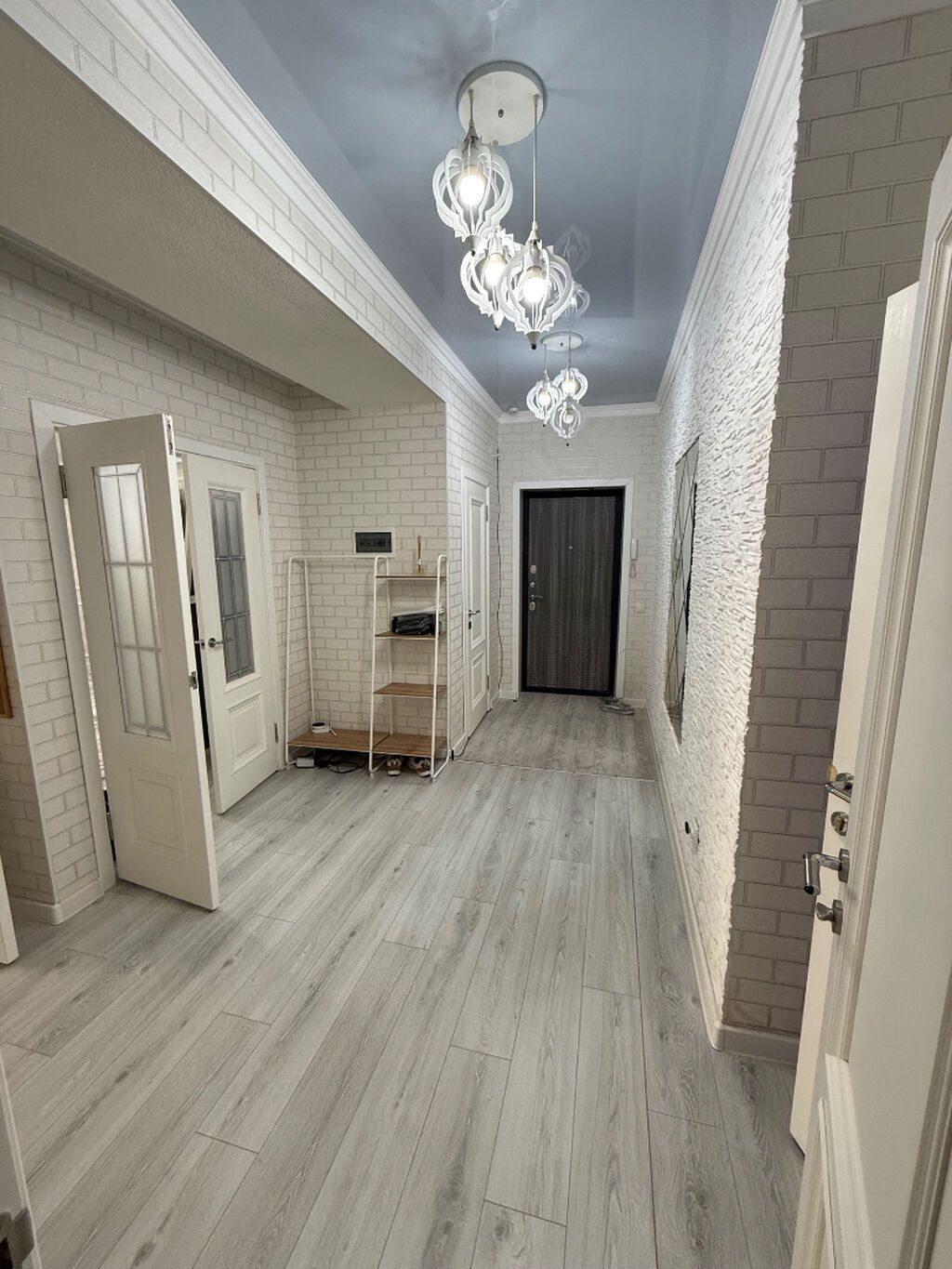 Сдам 2-комнатную квартиру у Азия Молл, есть регистрация: фото 3