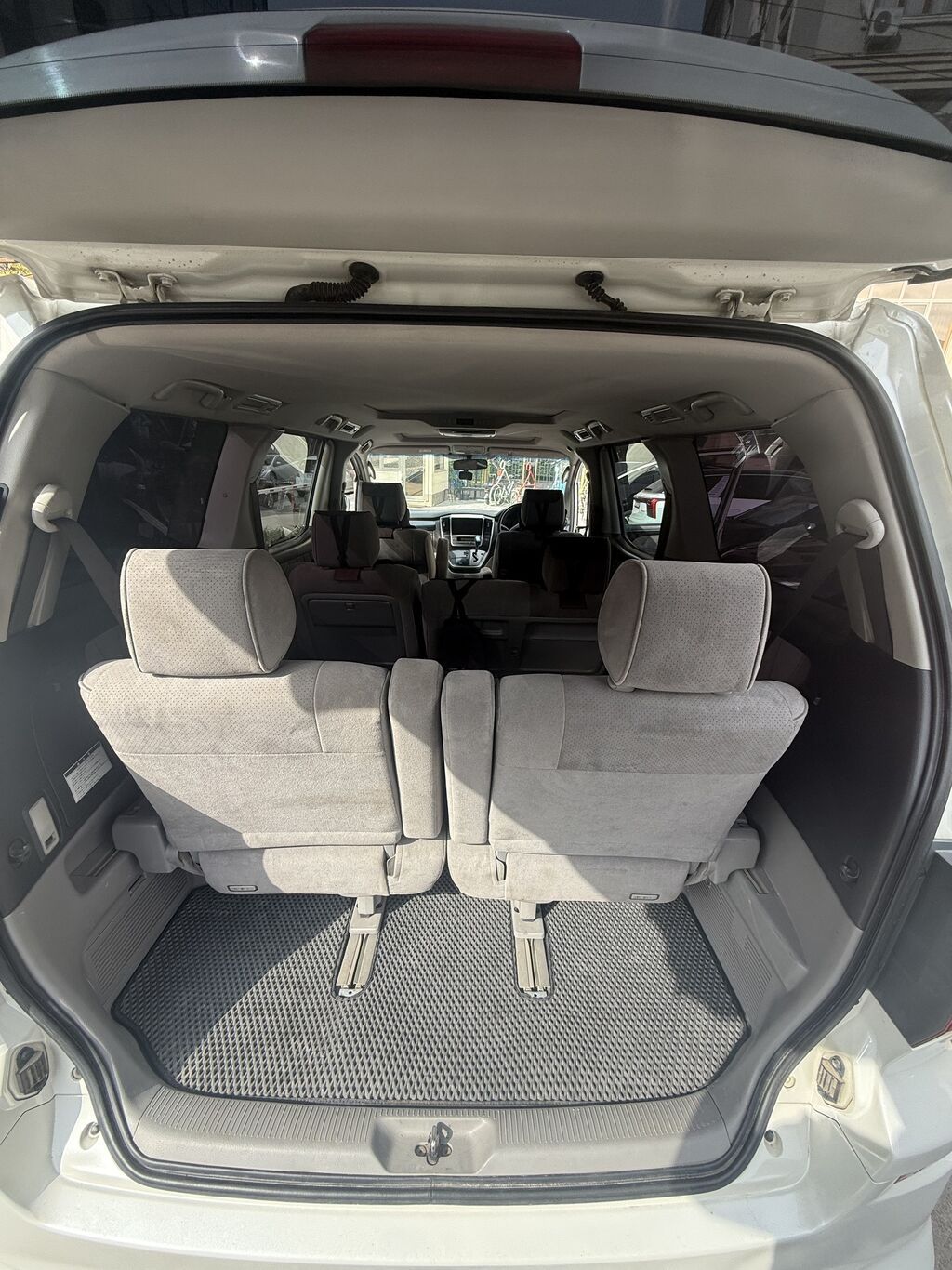 Toyota Alphard: 2007 г., 3 л, Бензин, Минивэн: фото 7