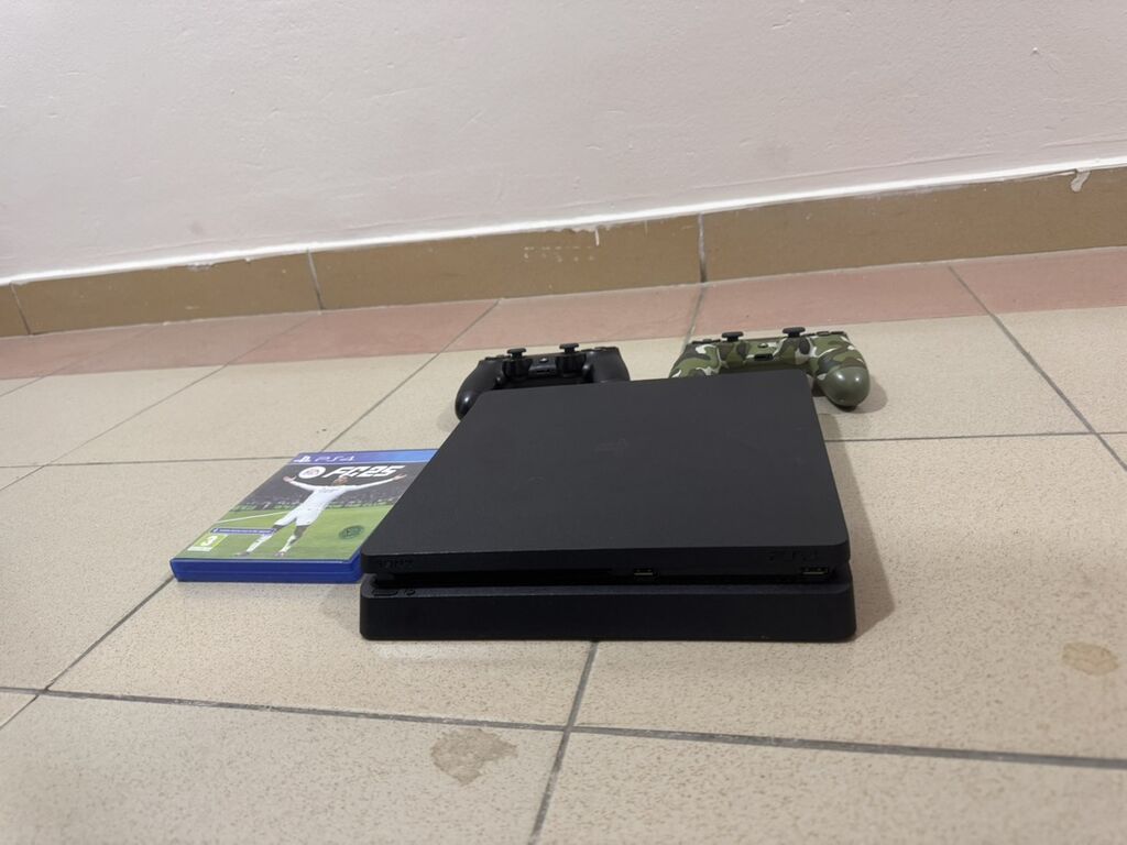 НЕ ПРОШИТАЯ Игровая консоль Sony PlayStation 4 Slim (черная) в — фото 2