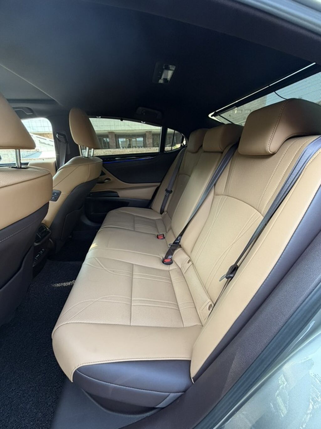 Lexus ES: 2021 г., 2.5 л, Автомат, Гибрид, Седан: фото 8