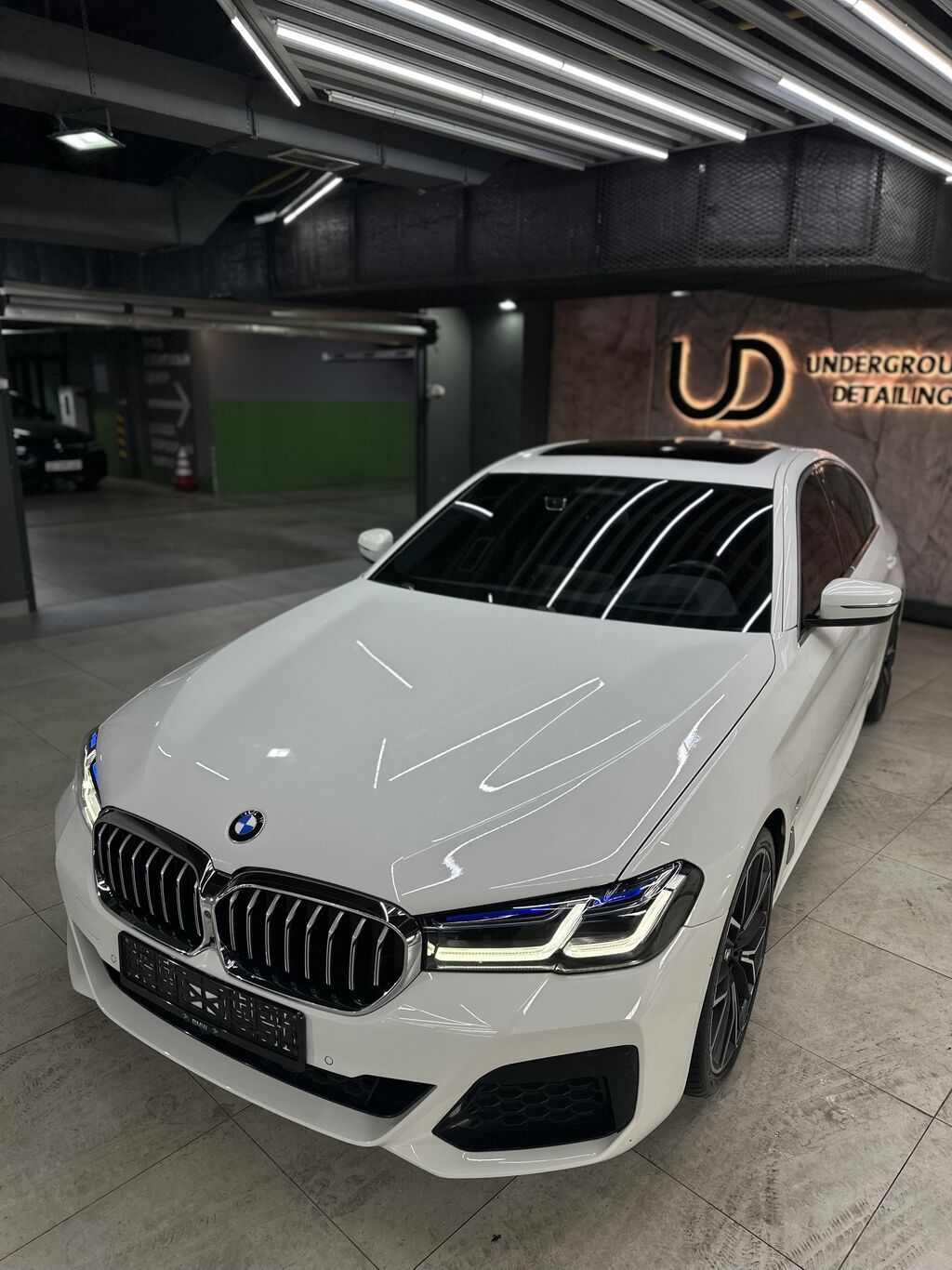 BMW 5 series: 2020 г., 3 л, Автомат, Бензин, Седан: фото 3