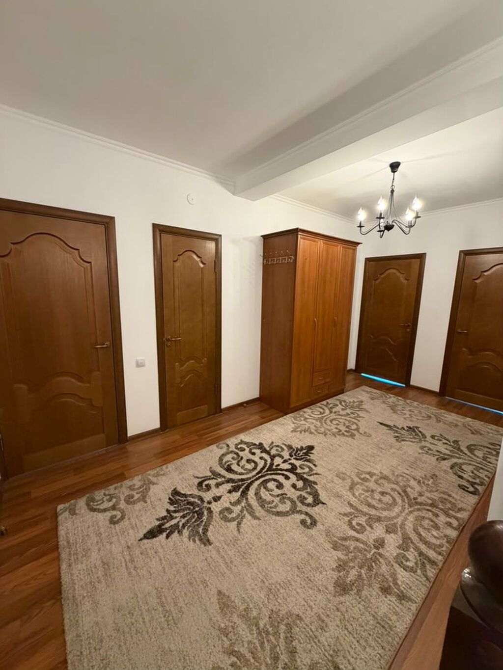 170 м², 4 комнаты, Киргизия 1: фото 4