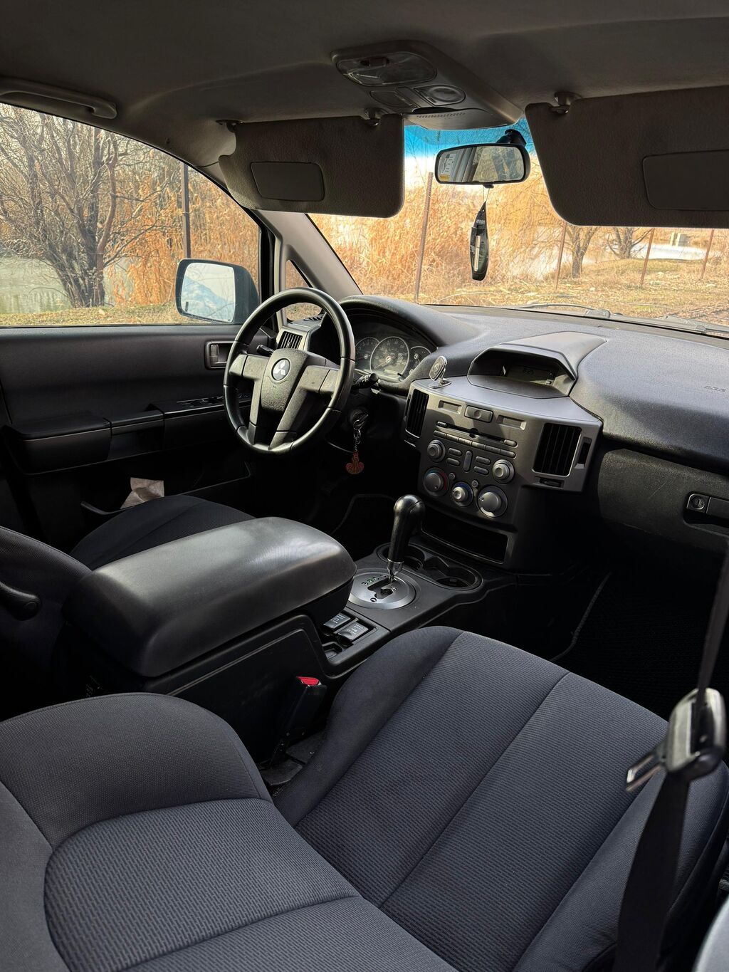 Mitsubishi Endeavor: 2004 г., 3.8 л, Автомат, Бензин: фото 2