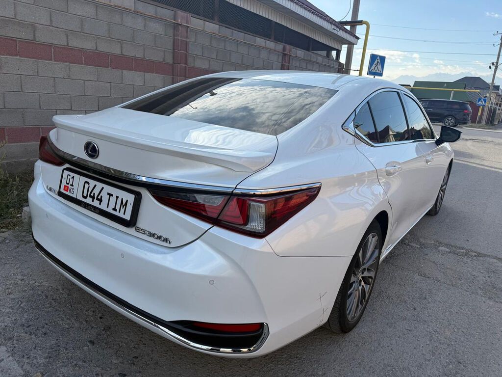 Lexus ES: 2020 г., 2.5 л, Гибрид: фото 3