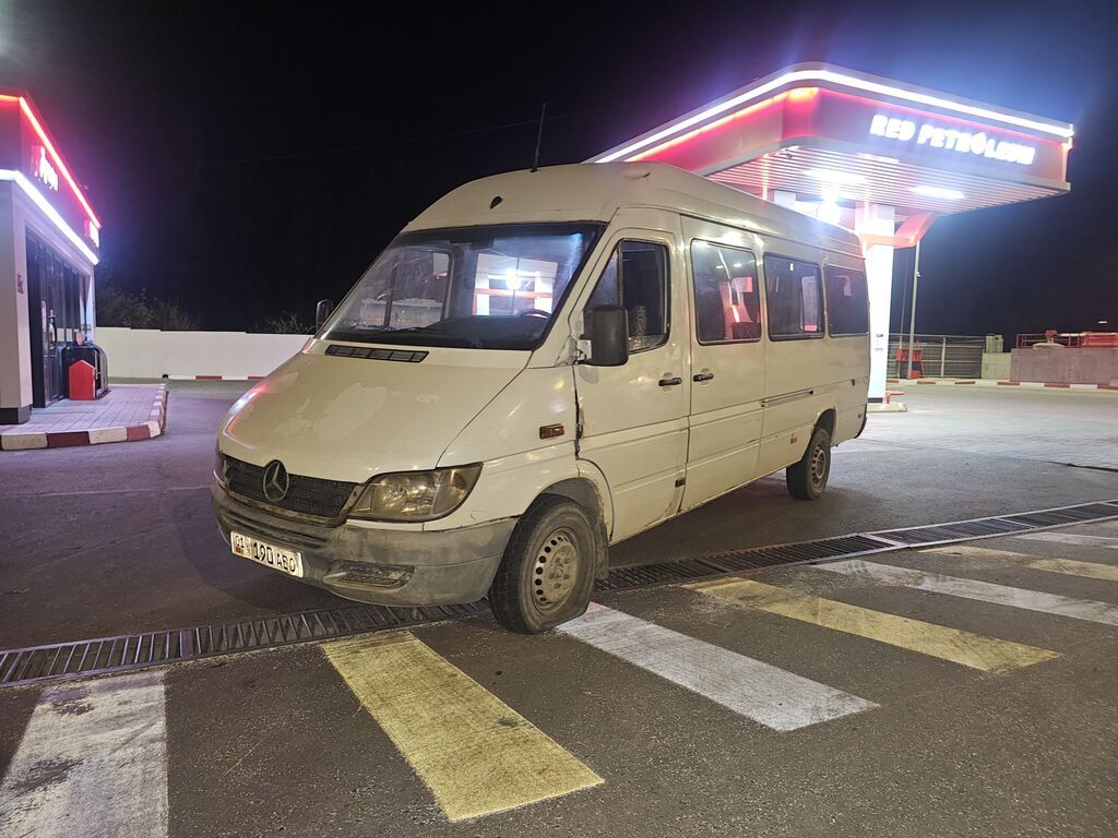 Mercedes-Benz Спринтер: 2002 г., 3 л, Механика, Дизель, Фургон: фото 3