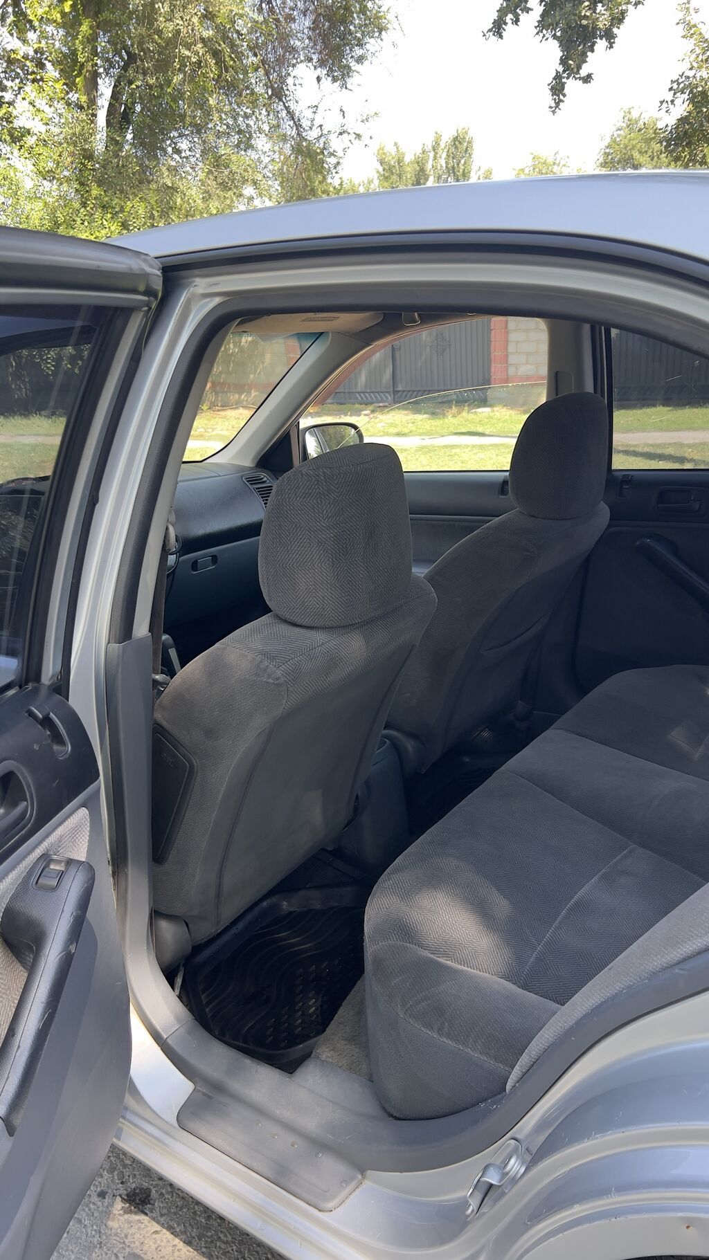 Honda Civic: 2001 г., 1.7 л, Автомат, Бензин, Седан: фото 7