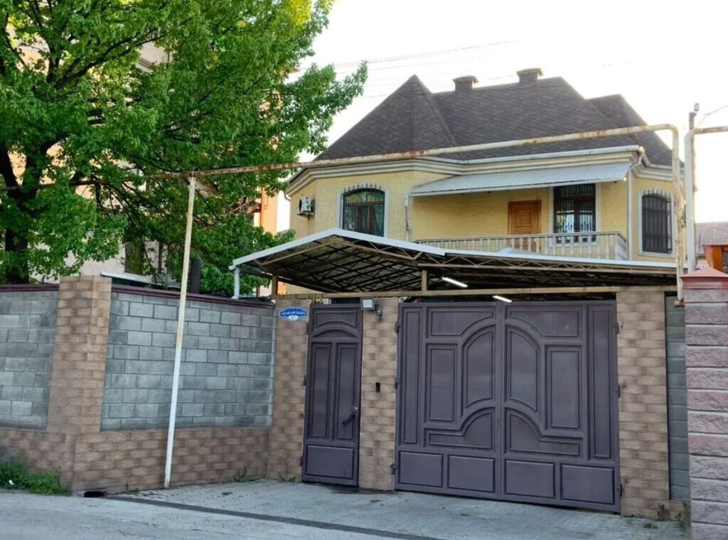 260 м², 6 комнат и более, Азия Молл, Без животных: фото 1