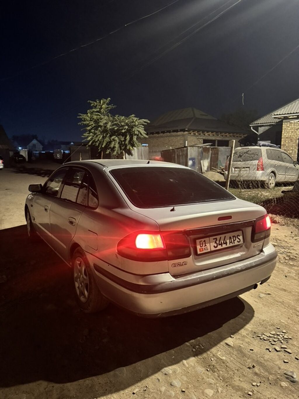Mazda 626: 1997 г., 1.8 л, Механика, Газ, Седан: фото 2