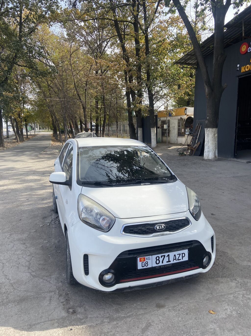 Kia Morning: 2016 г., 1 л, Автомат, Бензин, Хэтчбэк: фото 1