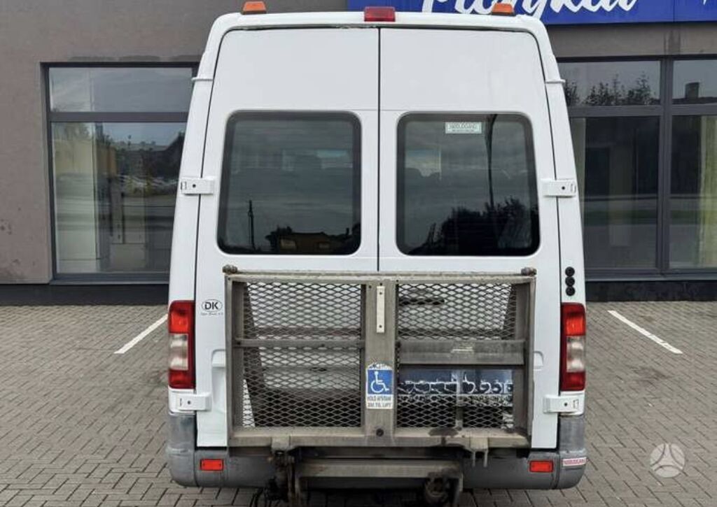 Mercedes-Benz Спринтер: 2003 г., 2.7 л, Механика, Дизель, Бус: фото 6