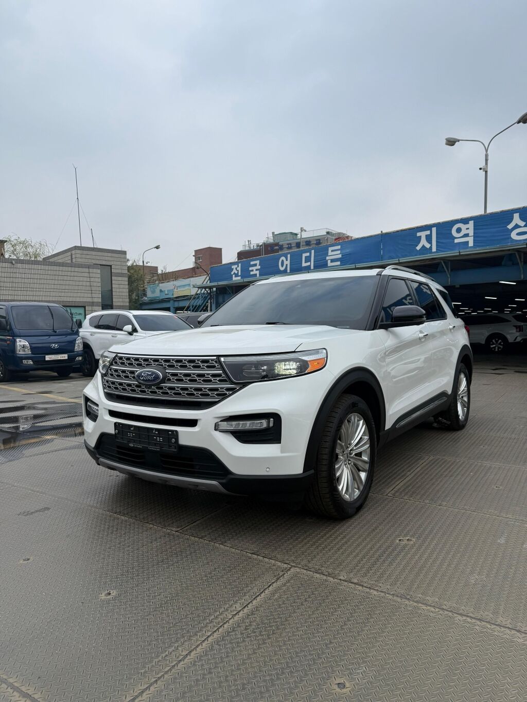 Ford Explorer: 2019 г., 2.3 л, Автомат, Бензин, Кроссовер: фото 3