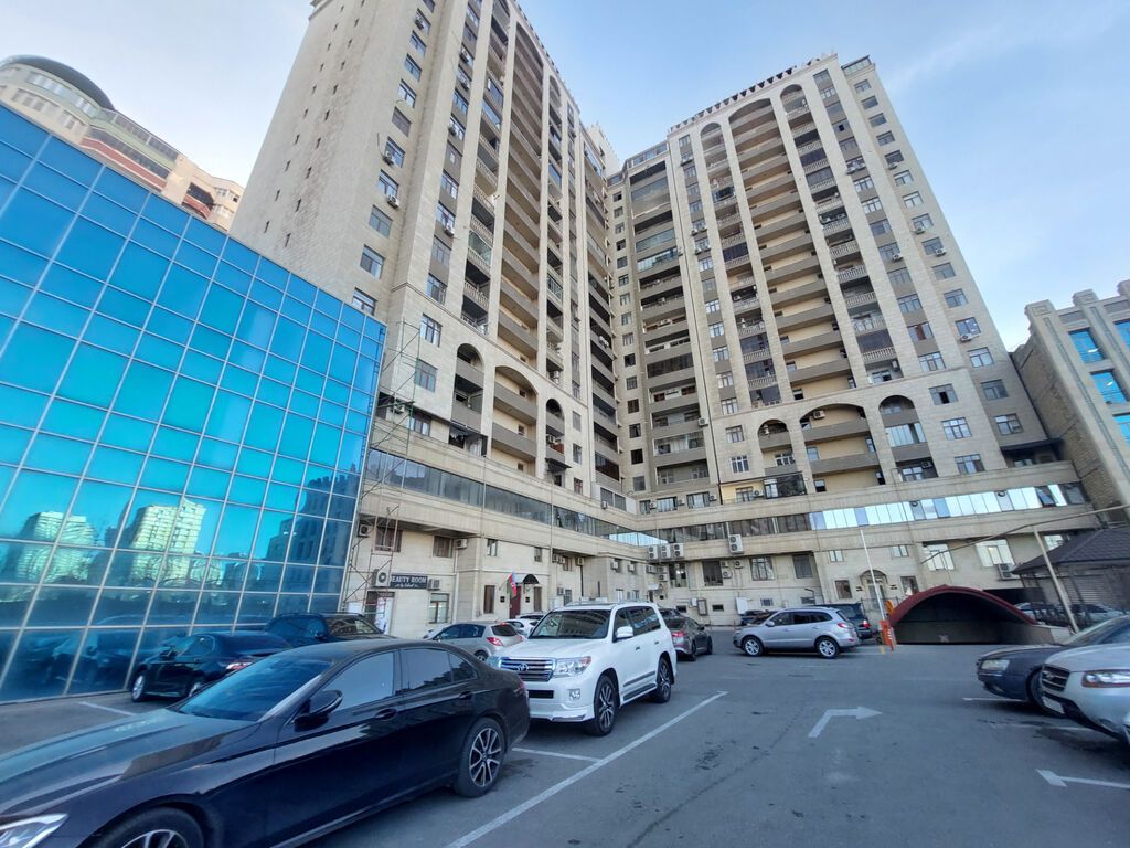 2 otaqlı, Yeni tikili, 90 kv. m
